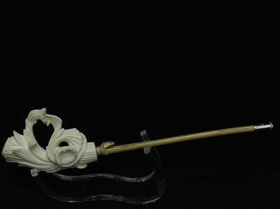 Floral Meerschaum Cigarette Holder 7.5 mm Long Bamboo stem Silver tip Rare 7652